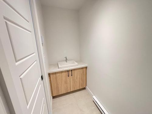 Salle d'eau - 563 D'Apollon, Saint-Gilles, QC - Indoor