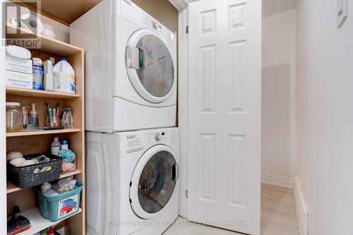 213 - 2110 Cleaver Avenue, Burlington, ON - Indoor Photo Showing Laundry Room