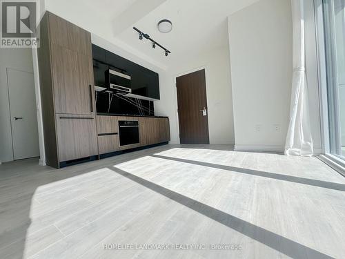 811 - 425 Front Street E, Toronto, ON -  Photo Showing Other Room