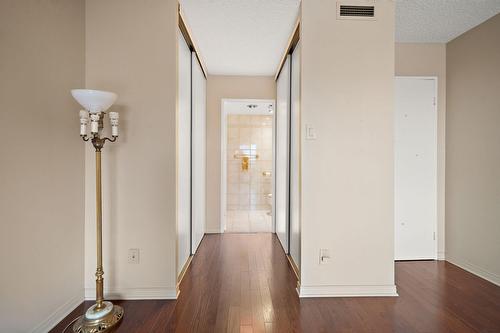 Autre - 606-1500 Rue Todd, Montréal (Saint-Laurent), QC - Indoor Photo Showing Other Room