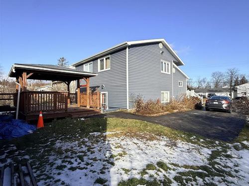 87 Murphy Road, Westmount, NS 