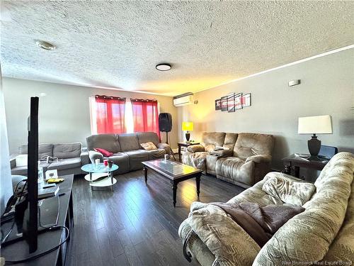 928 Smythe St, Fredericton, NB 