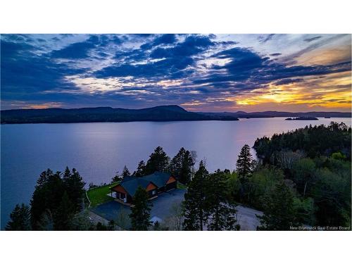 15 Bluff Rd, Utopia, NB 