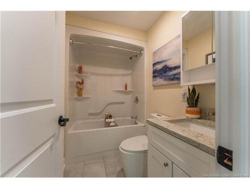 15 Bluff Rd, Utopia, NB 