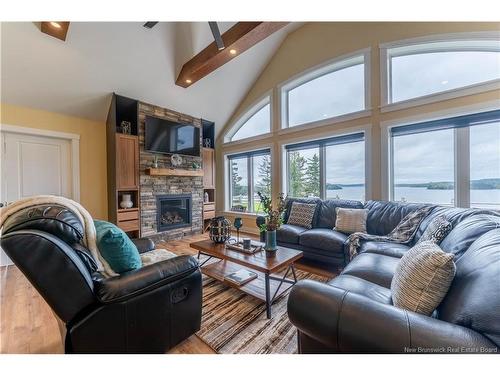 15 Bluff Rd, Utopia, NB 