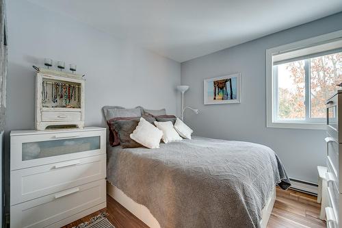 Chambre à coucher principale - 1312 Rue Dion, Val-David, QC - Indoor Photo Showing Bedroom