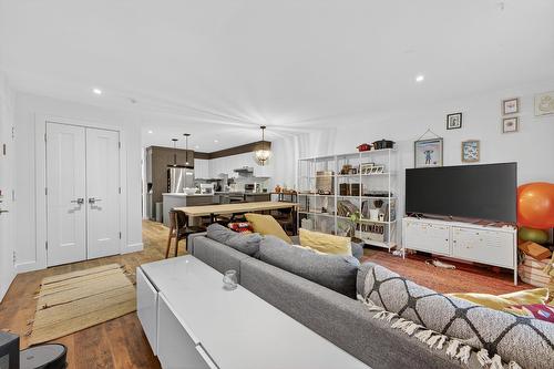 Salon - 102-771 Av. Marin, Montréal (Le Sud-Ouest), QC - Indoor Photo Showing Living Room