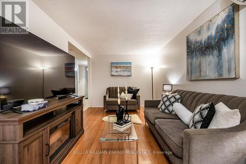 49 - 450 Bristol Crescent, Oshawa (Vanier), ON - Indoor Photo Showing Living Room