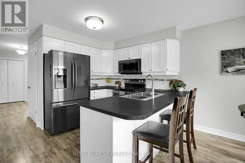 2949 Meadowgate Boulevard, London South (South U), ON - Indoor Photo Showing Kitchen With Stainless Steel Kitchen With Double Sink