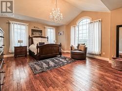 Potential guest bedroom or in-law suite on the opposite side of the house - 