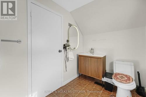 46 Holland Avenue, Ottawa, ON - Indoor