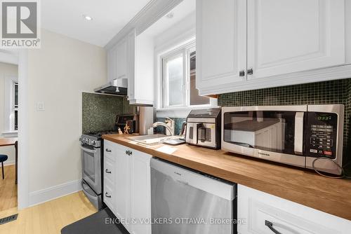 46 Holland Avenue, Ottawa, ON - Indoor Photo Showing Kitchen