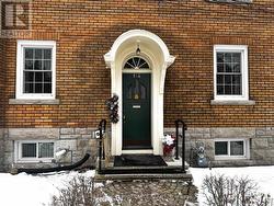 3 - 144 KEEFER STREET  Ottawa, ON K1M 2B6