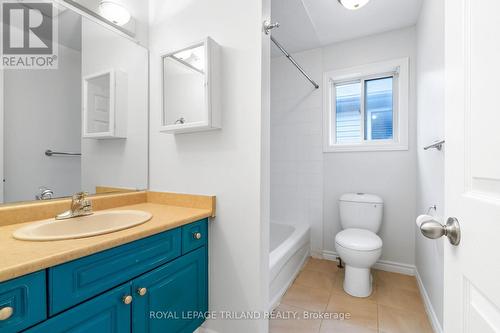 1024 Blythwood Road, London North (North M), ON - Indoor Photo Showing Bathroom