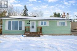 9 JAMES STREET  Petawawa, ON K8H 3B4