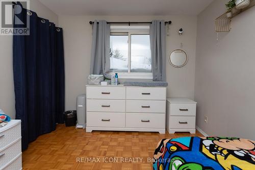 124 Dalegrove Drive, Kitchener, ON - Indoor Photo Showing Bedroom
