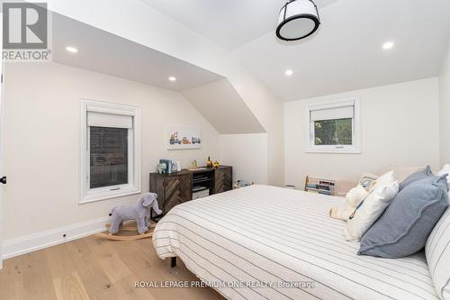 301 Court Street, Newmarket, ON - Indoor Photo Showing Bedroom