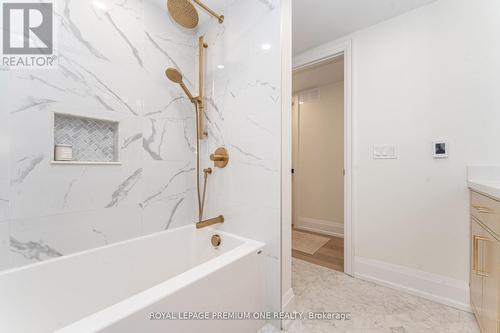 301 Court Street, Newmarket, ON - Indoor