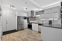 108-116 Rue Turgeon  Sainte-Thérèse, QC J7E 3H8