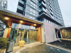 2302 - 11 BRUNEL COURT  Toronto, ON M5V 3Y3