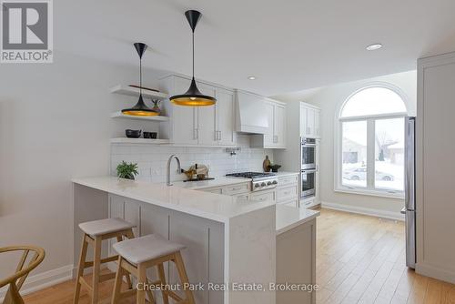 4 Wickens Lane, Blue Mountains, ON - Indoor Photo Showing Kitchen With Upgraded Kitchen