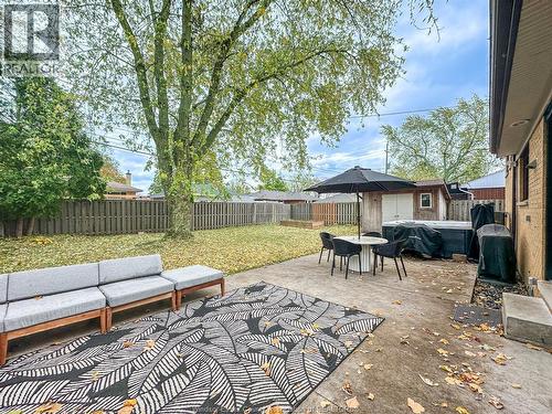 882 Westchester, Windsor, ON - Outdoor With Deck Patio Veranda