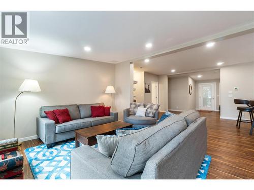 Living room - 405 97A Highway, Sicamous, BC 