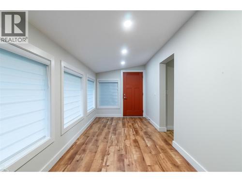 sunroom - 401 97A Highway, Sicamous, BC - Indoor Photo Showing Other Room