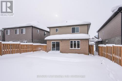 31 DAVIDSON DRIVE  Stratford, ON N5A 0J5