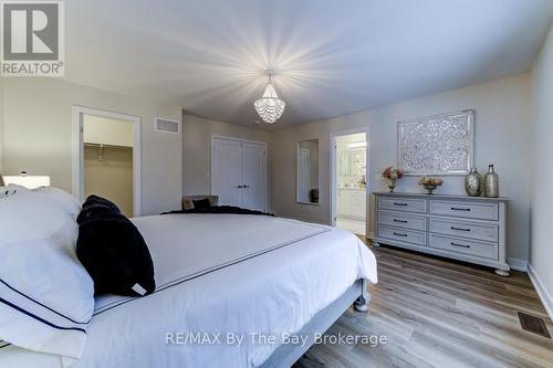 80 - 190 Crosswinds Boulevard, Blue Mountains, ON - Indoor Photo Showing Bedroom