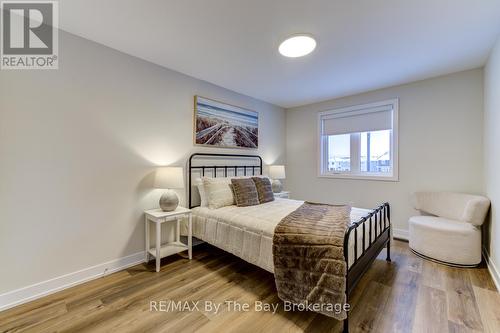 80 - 190 Crosswinds Boulevard, Blue Mountains, ON - Indoor Photo Showing Bedroom