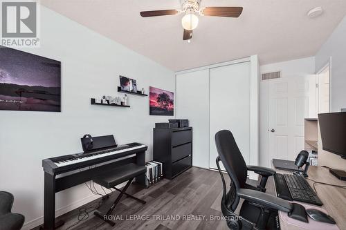 39 - 1625 Purser Street, London East (East D), ON - Indoor Photo Showing Office