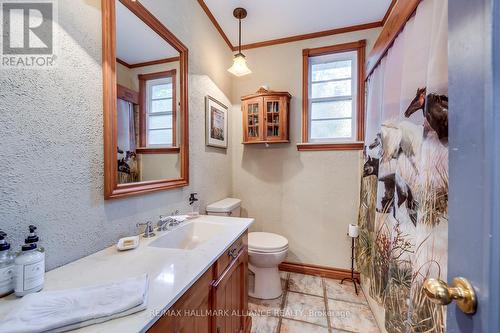 4447 Lakeshore Road, Burlington (Shoreacres), ON - Indoor Photo Showing Bathroom