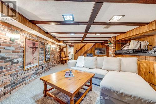 4447 Lakeshore Road, Burlington (Shoreacres), ON - Indoor