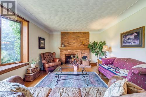 4447 Lakeshore Road, Burlington (Shoreacres), ON - Indoor Photo Showing Living Room With Fireplace