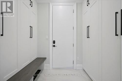 1225 Baldwin Drive, Oakville (Mo Morrison), ON - Indoor Photo Showing Other Room