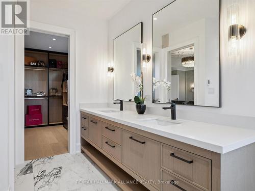 2074 Seabrook Drive, Oakville (Wo West), ON - Indoor Photo Showing Bathroom