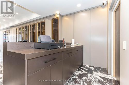 424 Eglinton Avenue W, Toronto, ON 