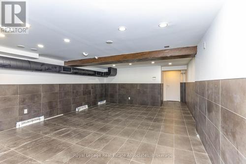 424 Eglinton Avenue W, Toronto, ON 