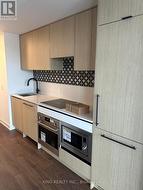 318 - 1200 DUNDAS STREET W  Toronto, ON M6J 1X4