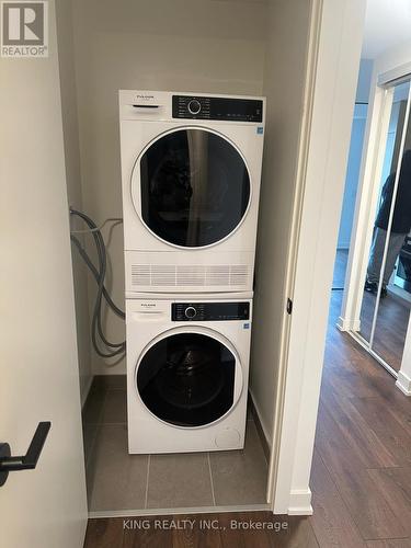 318 - 1200 Dundas Street W, Toronto, ON - Indoor Photo Showing Laundry Room