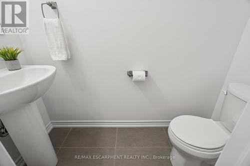 9 Elsegood Drive, Guelph, ON - Indoor Photo Showing Bathroom