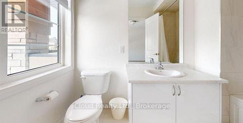 Upper - 11 Moriarity Drive, Brant, ON - Indoor Photo Showing Bathroom