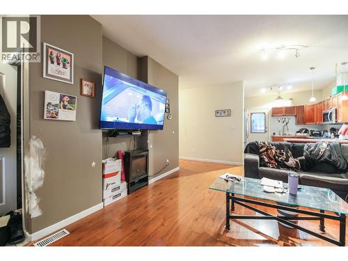 703 9Th Avenue, Keremeos, BC - Indoor Photo Showing Other Room