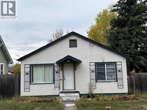 809 Stockwell Avenue  Kelowna, BC V1Y 6W1