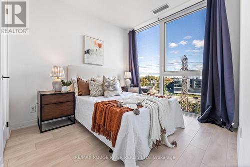 402 - 5 Defries Street, Toronto, ON - Indoor Photo Showing Bedroom
