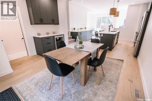 2804 14Th Avenue, Regina, SK - Indoor Photo Showing Dining Room