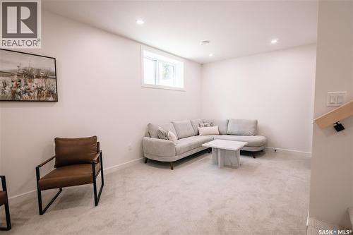 2804 14Th Avenue, Regina, SK - Indoor