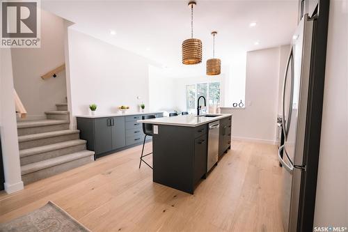2804 14Th Avenue, Regina, SK - Indoor Photo Showing Kitchen With Upgraded Kitchen