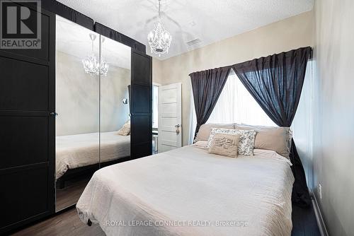 147 - 525 Wilson Avenue, Toronto, ON - Indoor Photo Showing Bedroom